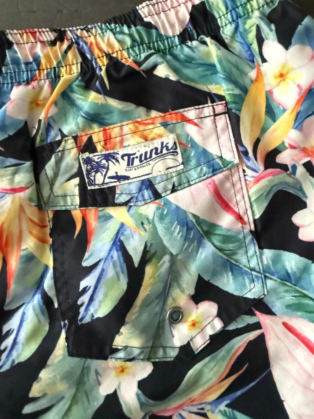 TRUNKS Mens Tropical Floral Print Swim Board Shorts Mesh Lining Elastic Waist XL - Picture 6 of 10